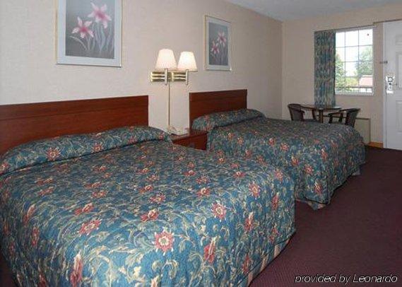 Econo Lodge Columbus Room photo